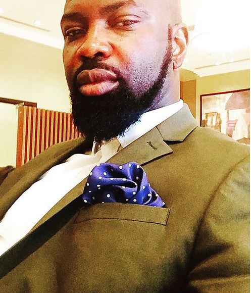 Audu says "boys are not smiling...but we laughing to the banks" with this selfie
